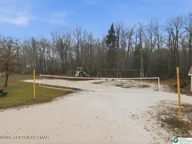 $250,000 | 156 Wagner Way, Pocono Lake, PA 18347