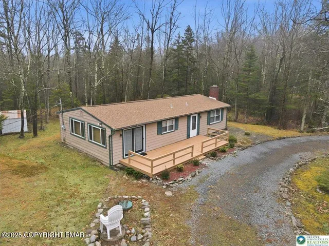 $250,000 | 156 Wagner Way, Pocono Lake, PA 18347
