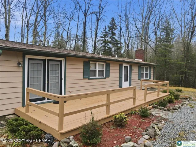 $250,000 | 156 Wagner Way, Pocono Lake, PA 18347