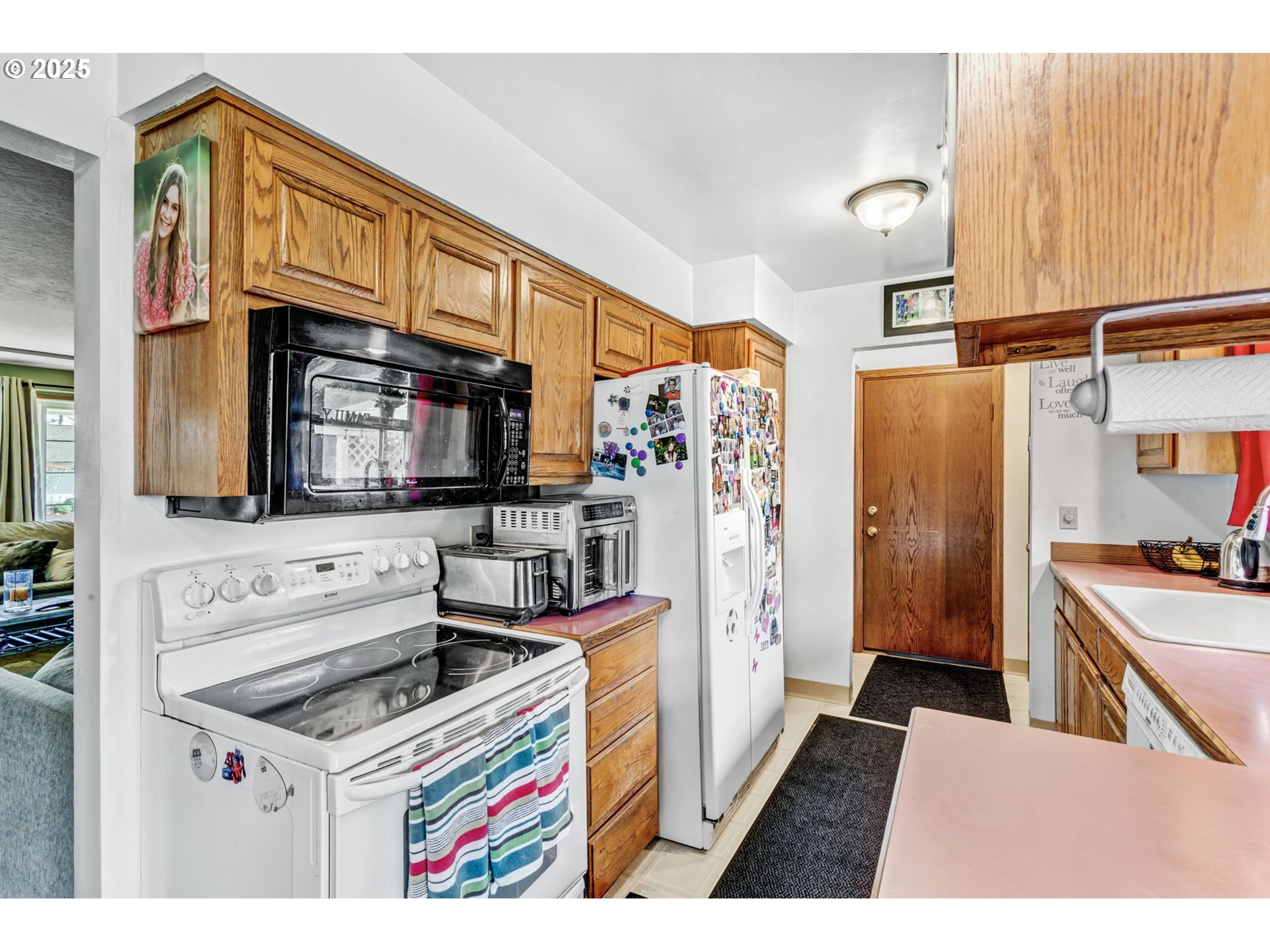 919 Northeast 152nd Avenue Portland, OR 97230 - Photo 13 of 41