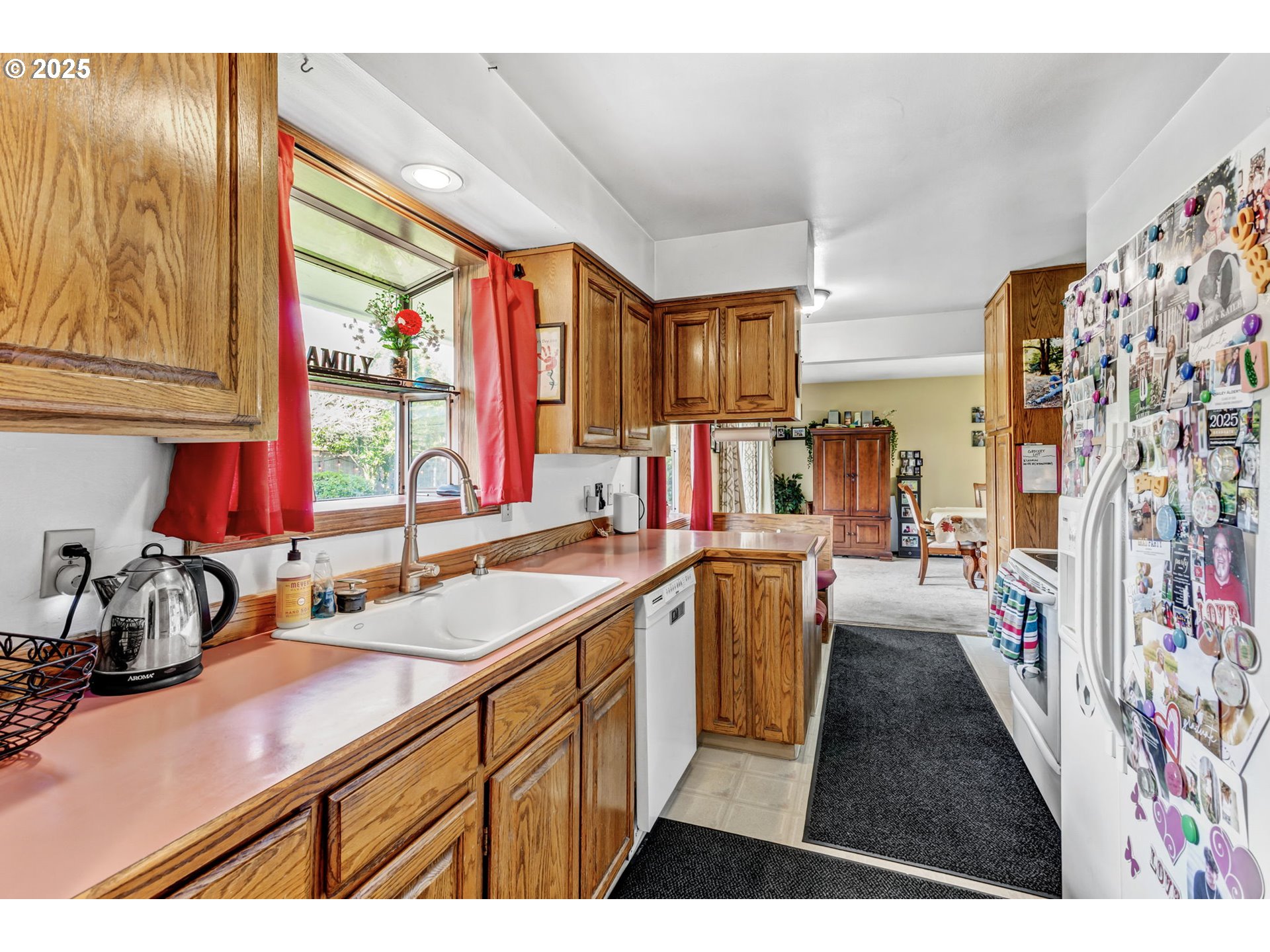 919 Northeast 152nd Avenue Portland, OR 97230 - Photo 15 of 41