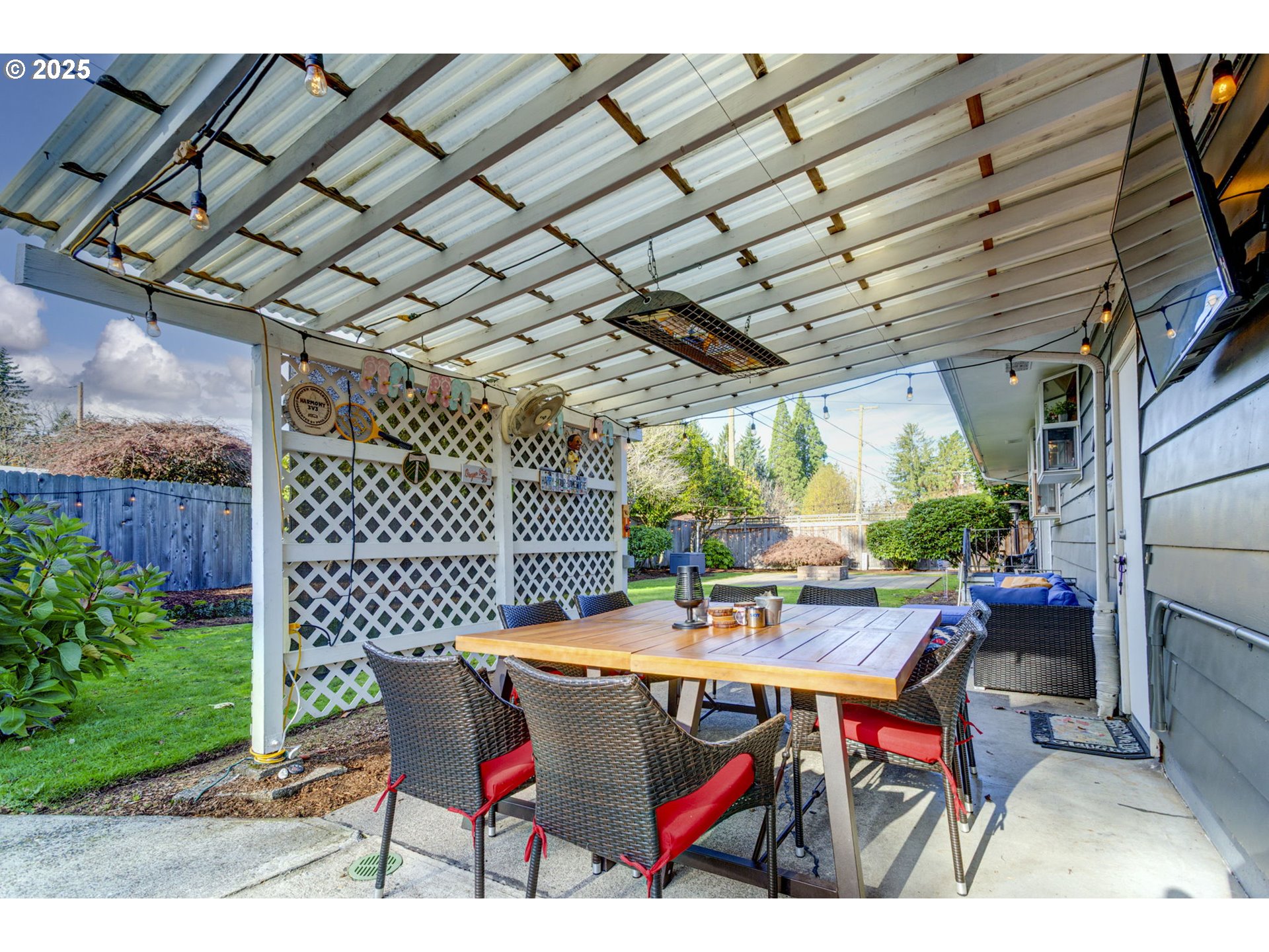 919 Northeast 152nd Avenue Portland, OR 97230 - Photo 31 of 41