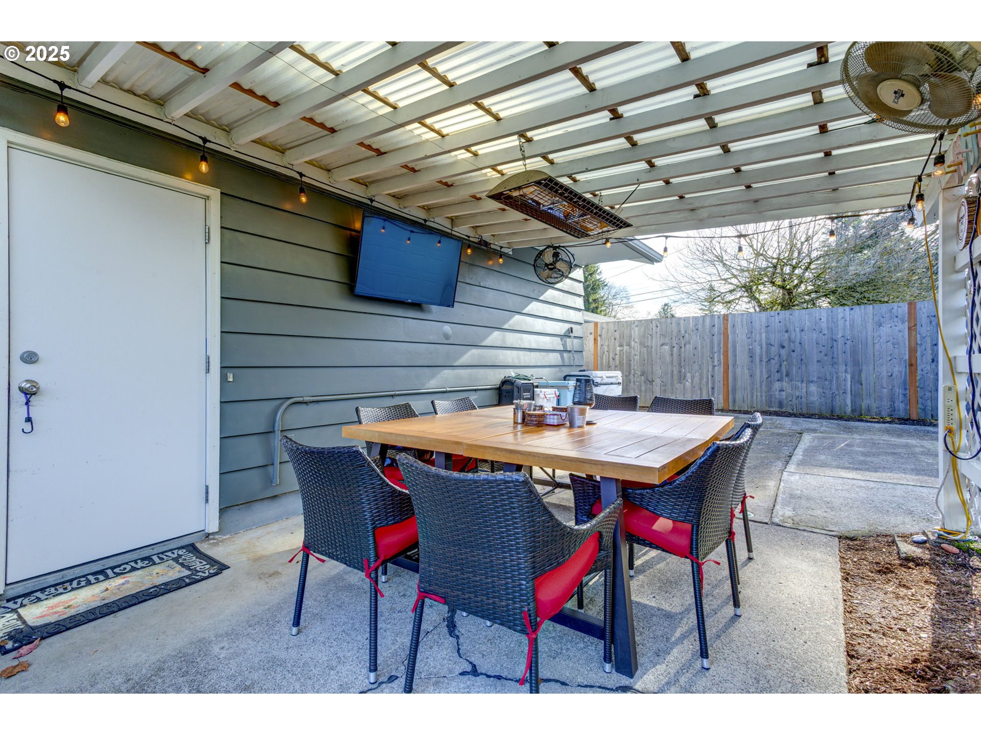 919 Northeast 152nd Avenue Portland, OR 97230 - Photo 32 of 41