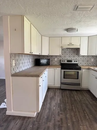 $1,500 | 95 South Fillmore Street, Beverly Hills, FL 34465