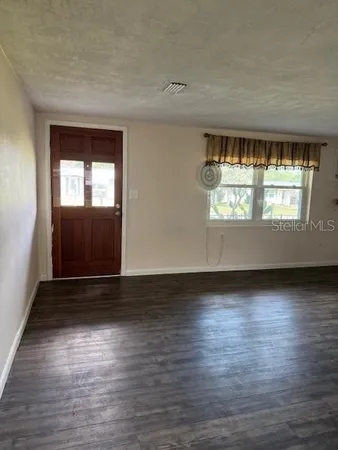 $1,500 | 95 South Fillmore Street, Beverly Hills, FL 34465