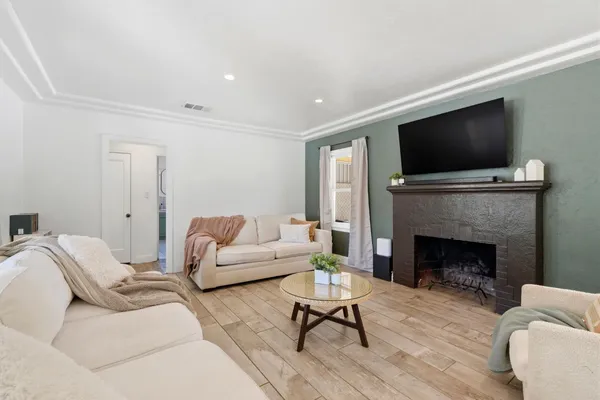 $405,000 | 2142 North Wilson Avenue, Fresno, CA 93704