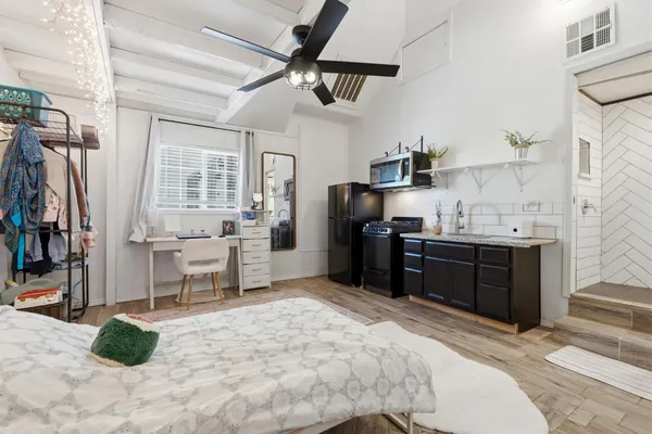 $405,000 | 2142 North Wilson Avenue, Fresno, CA 93704