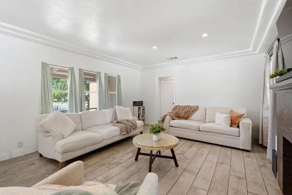 $405,000 | 2142 North Wilson Avenue, Fresno, CA 93704