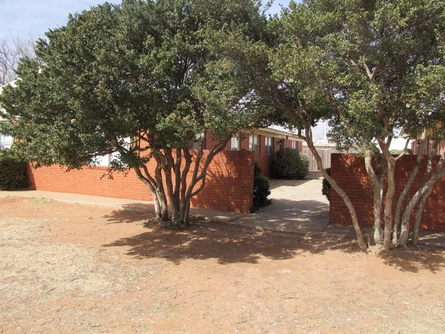 $695 | 4516 35th Street, Unit B, Lubbock, TX 79414