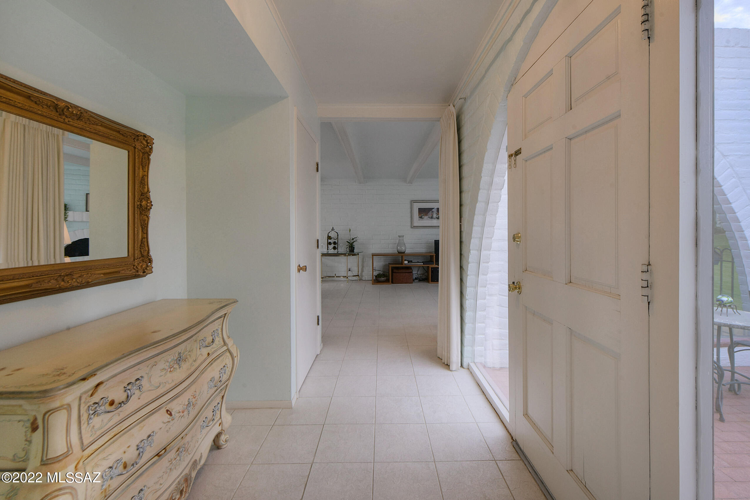 648 West Roller Coaster Road Tucson, AZ 85704 - Photo 9 of 41 Gallery Image 9