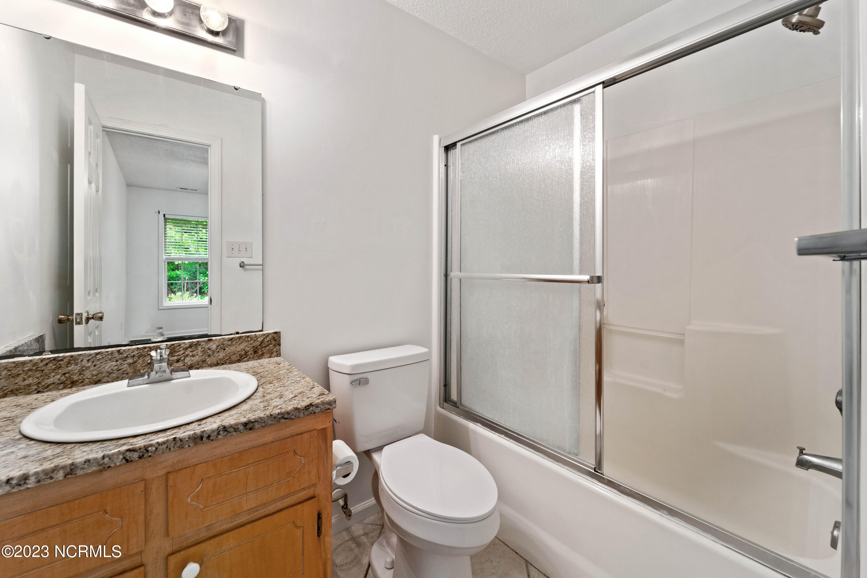 122 Gooding Drive Havelock, NC 28532 - Photo 17 of 19 Bathroom