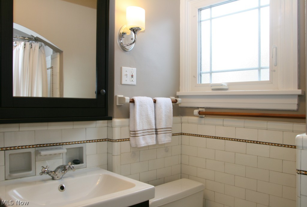 706 Ecton Road Akron, OH 44303 - Photo 14 of 21 Gallery Image 14