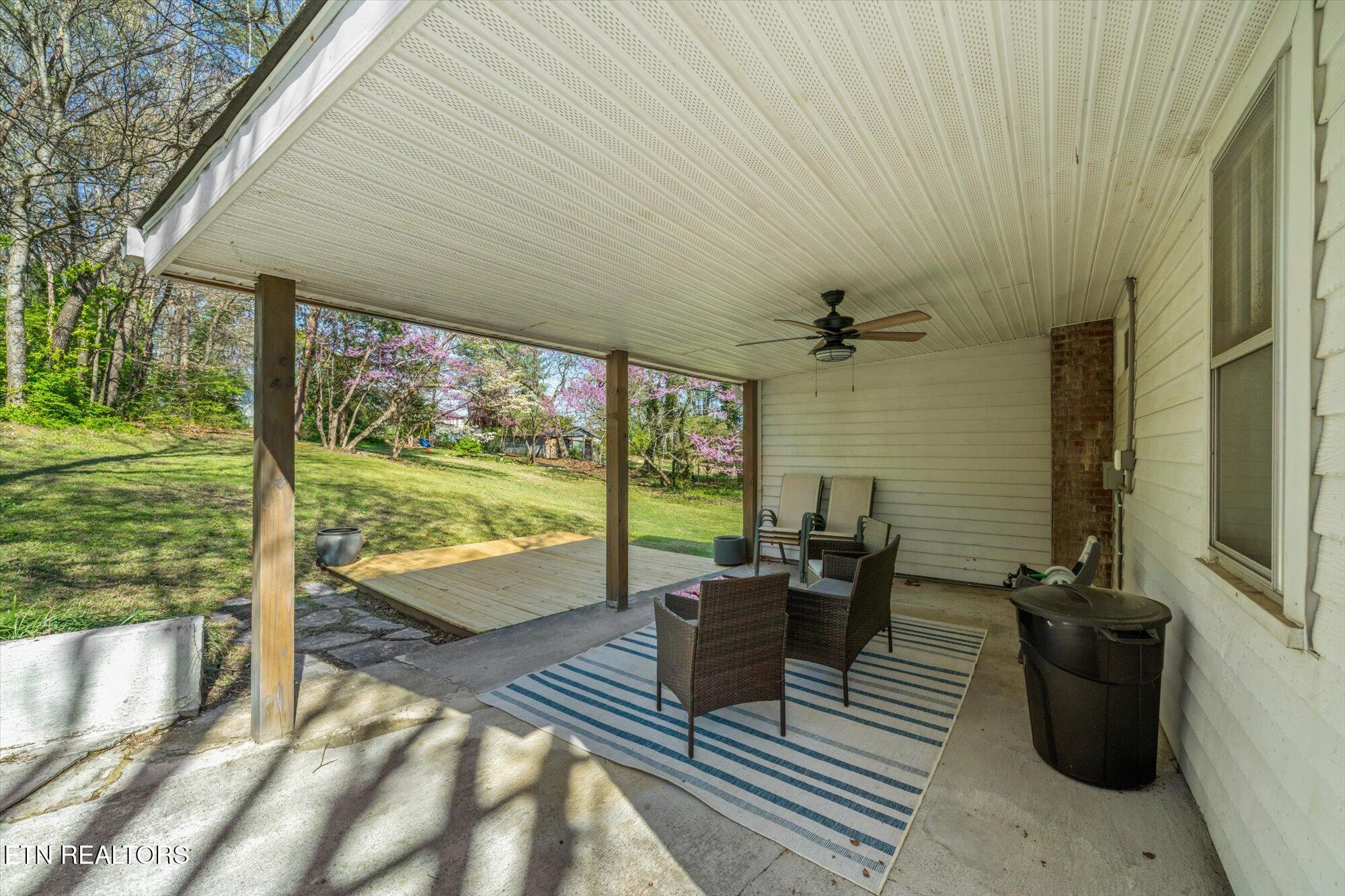 6010 Oak Road Knoxville, TN 37912 - Photo 24 of 30 25-6010-Oak-Rd-Knoxville-TN-25