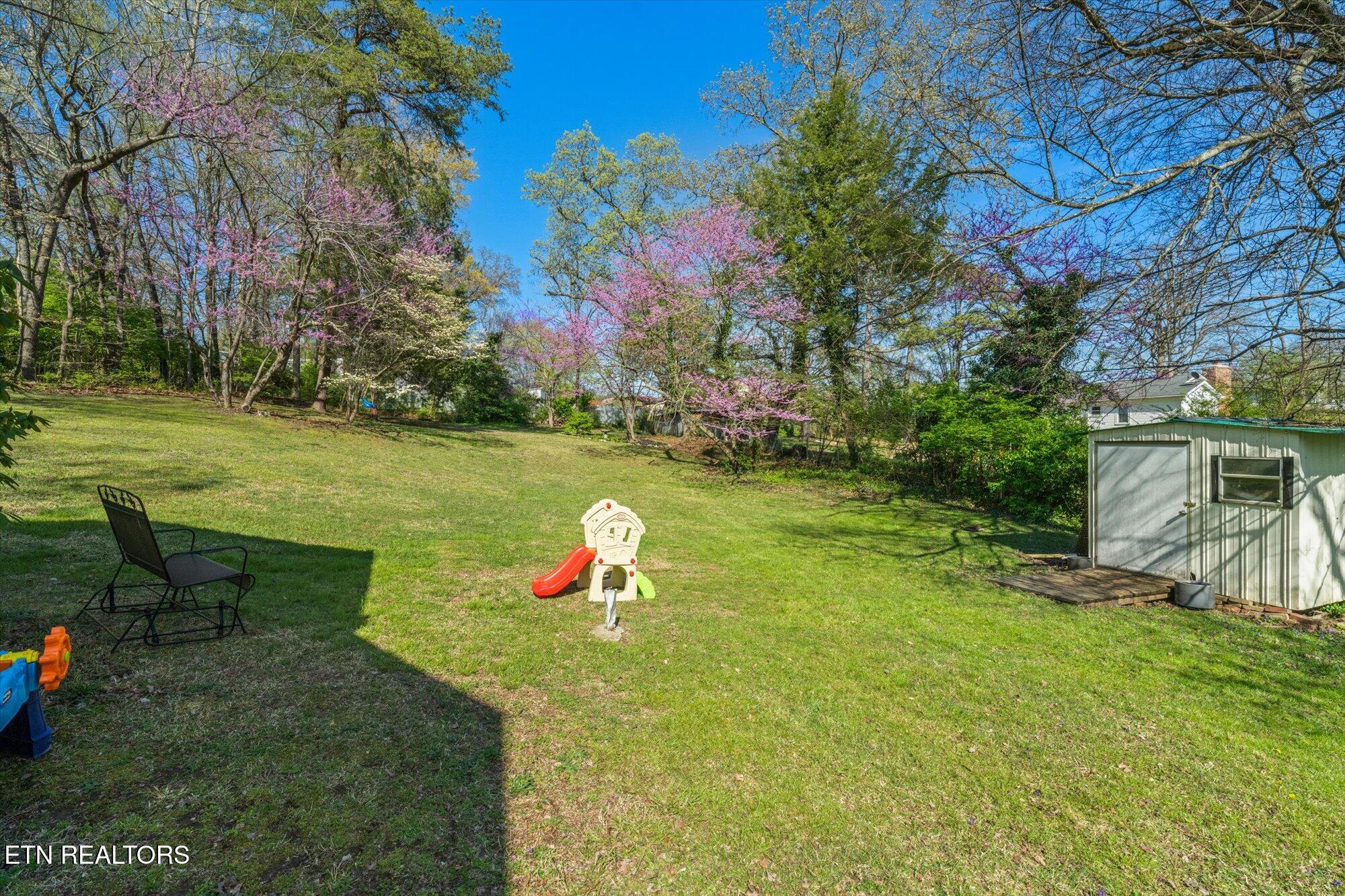 6010 Oak Road Knoxville, TN 37912 - Photo 30 of 30 31-6010-Oak-Rd-Knoxville-TN-31