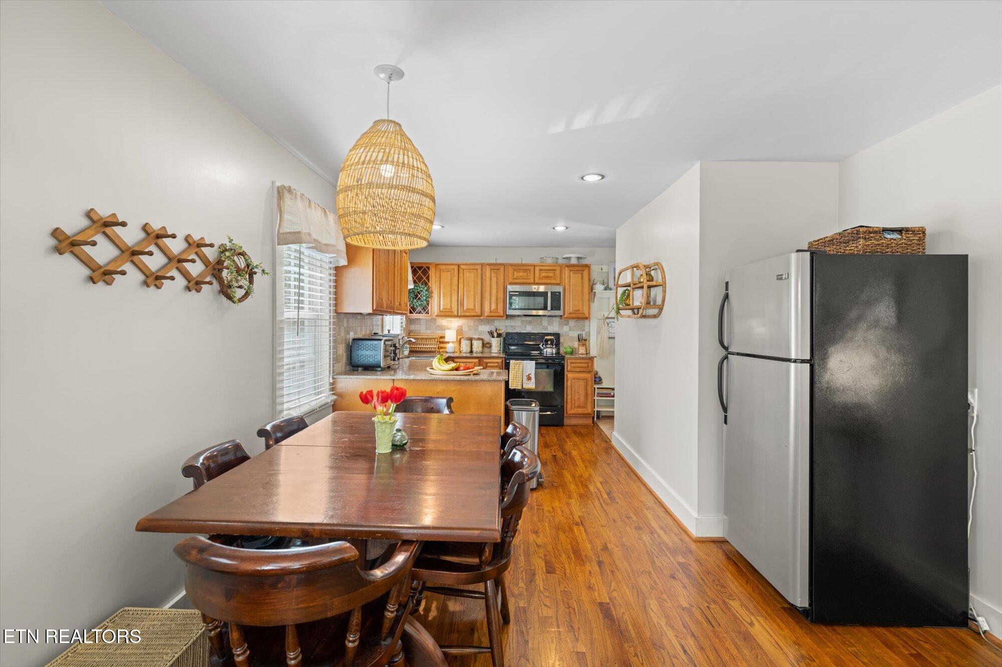 6010 Oak Road Knoxville, TN 37912 - Photo 10 of 30 11-6010-Oak-Rd-Knoxville-TN-11
