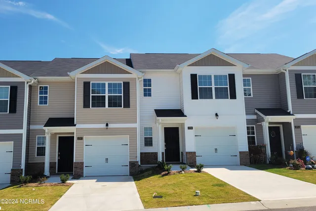 $1,700 | 2707 Gracie Lane, Carthage, NC 28327