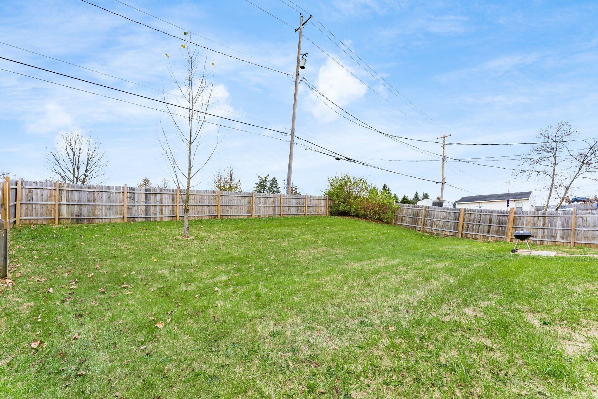 2909 Rivercliff Road Columbus, OH 43223 - Photo 13 of 41 039_909 Rivercliff Rd 0068