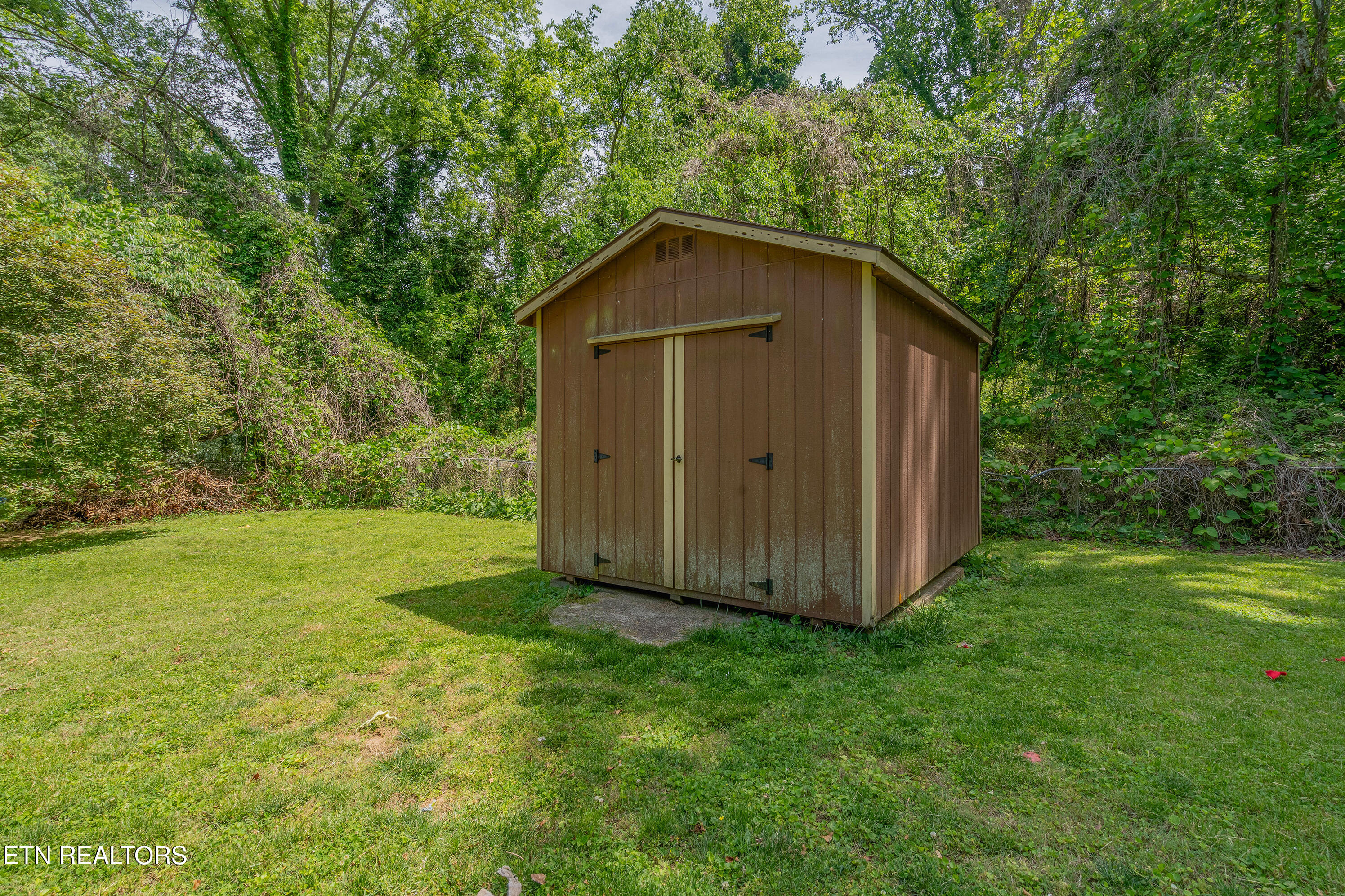 1623 Bluff Road Harriman, TN 37748 - Photo 36 of 37 A7306501-HDR