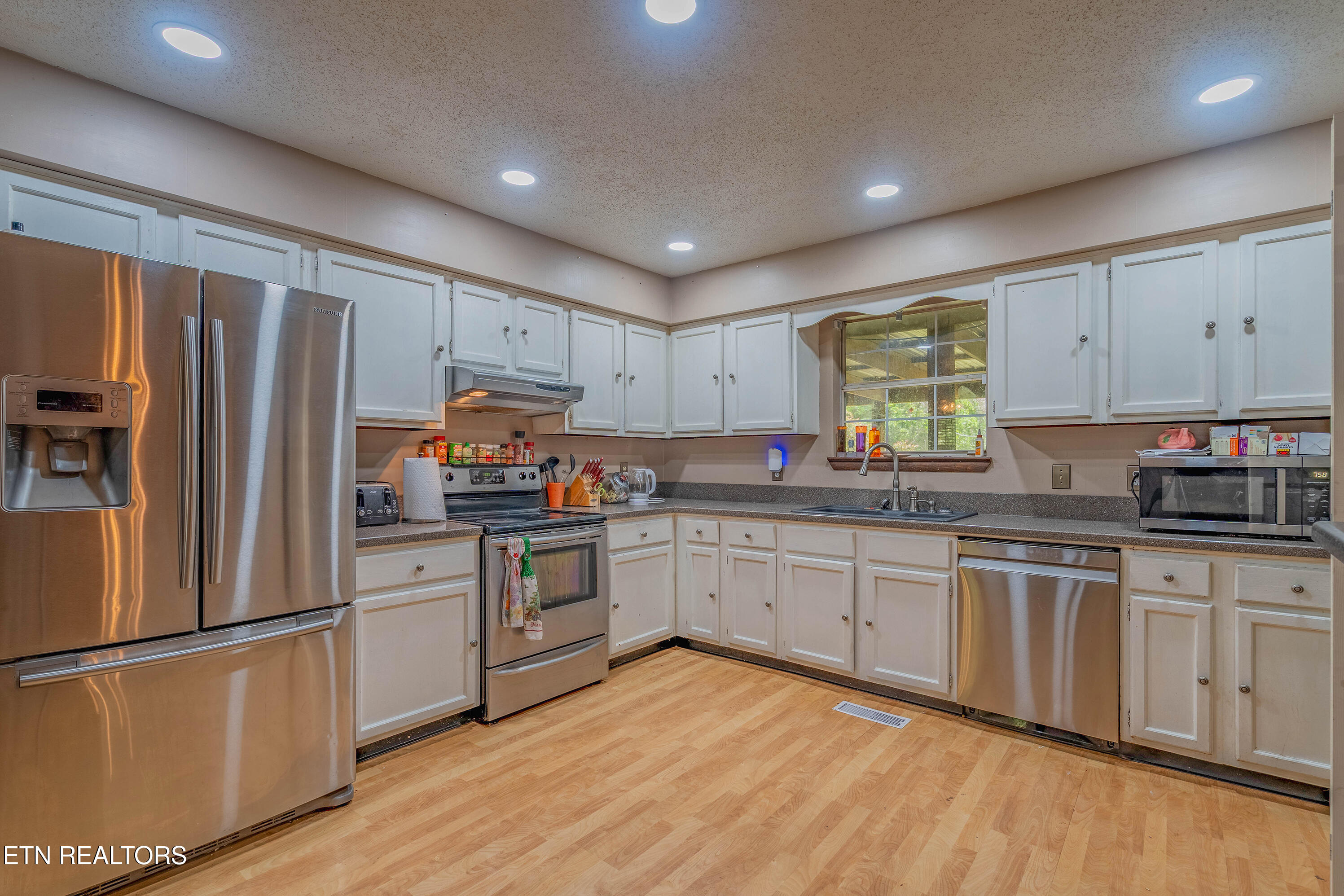 1623 Bluff Road Harriman, TN 37748 - Photo 8 of 37 A7306450-HDR