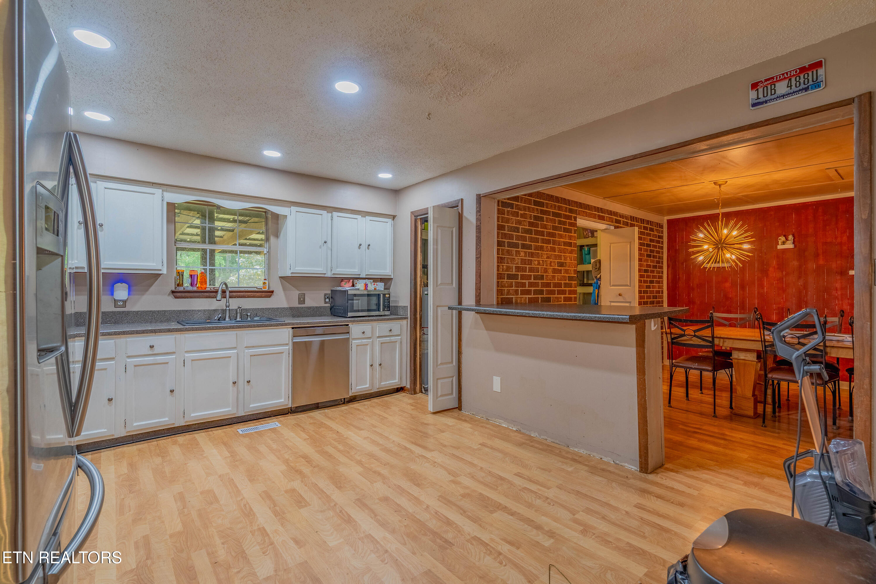 1623 Bluff Road Harriman, TN 37748 - Photo 9 of 37 A7306447-HDR