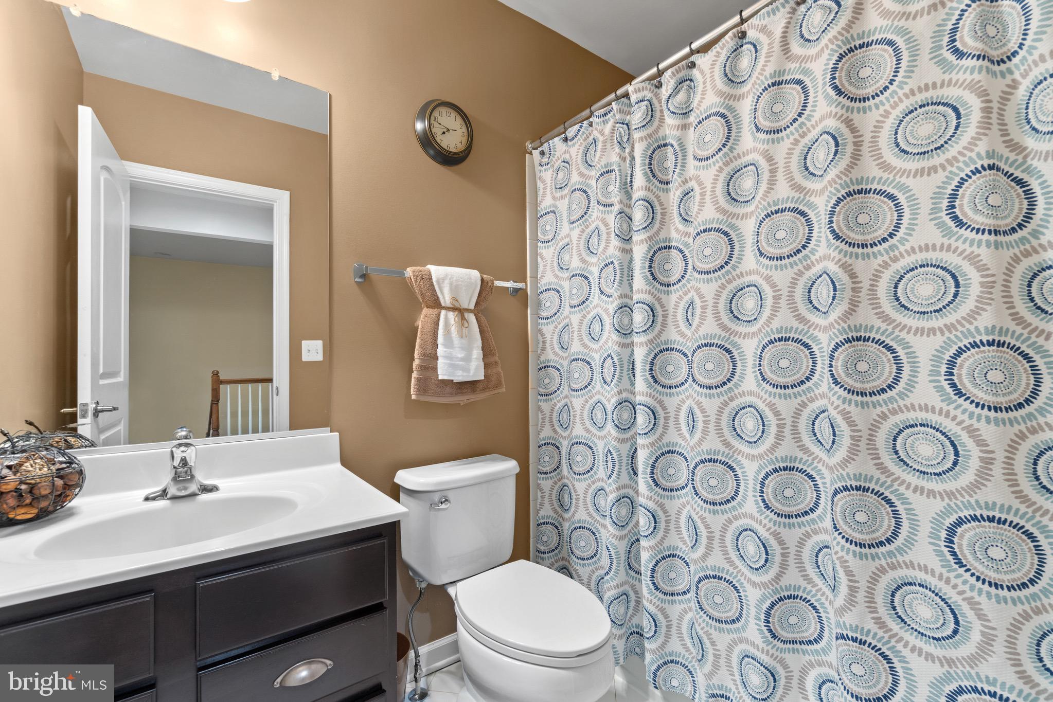 7905 Silver Oak Road Hanover, MD 21076 - Photo 21 of 25 Full bath in hallway
