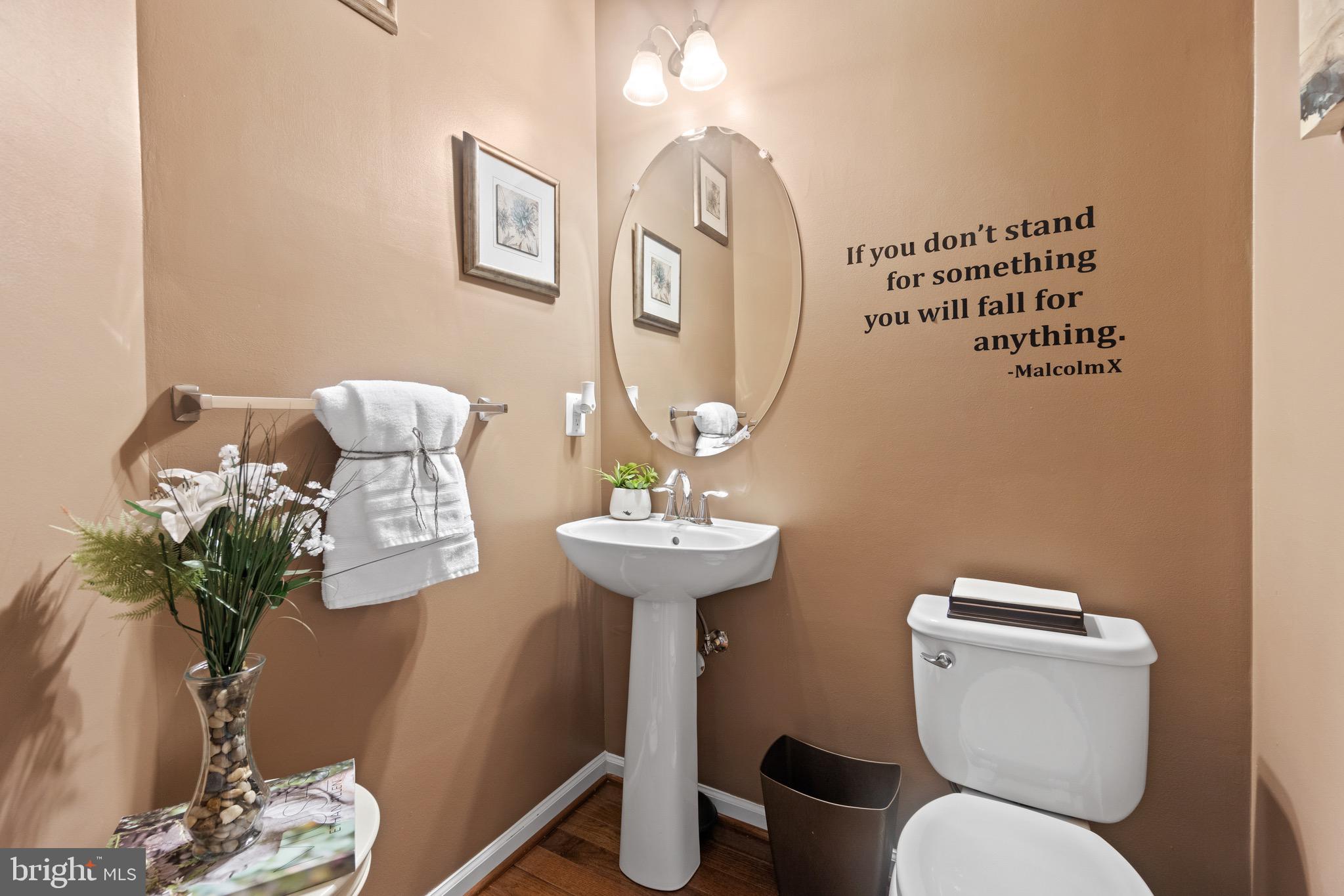 7905 Silver Oak Road Hanover, MD 21076 - Photo 8 of 25 Main level powder room for guests