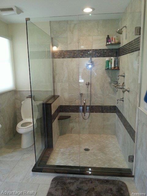 510 Elmhill Road Rochester, MI 48306 - Photo 17 of 24 20130710_120135_resized.jpg