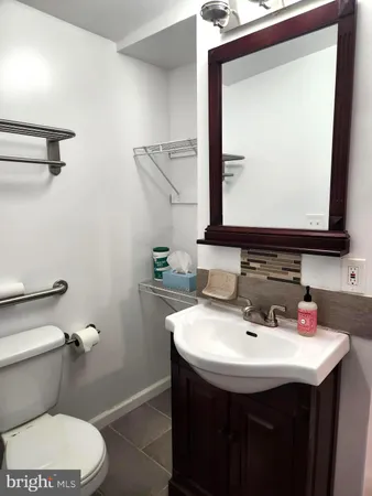 $995 | 1421 West Baltimore Street, Unit 3, Baltimore, MD 21223