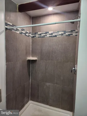 $995 | 1421 West Baltimore Street, Unit 3, Baltimore, MD 21223