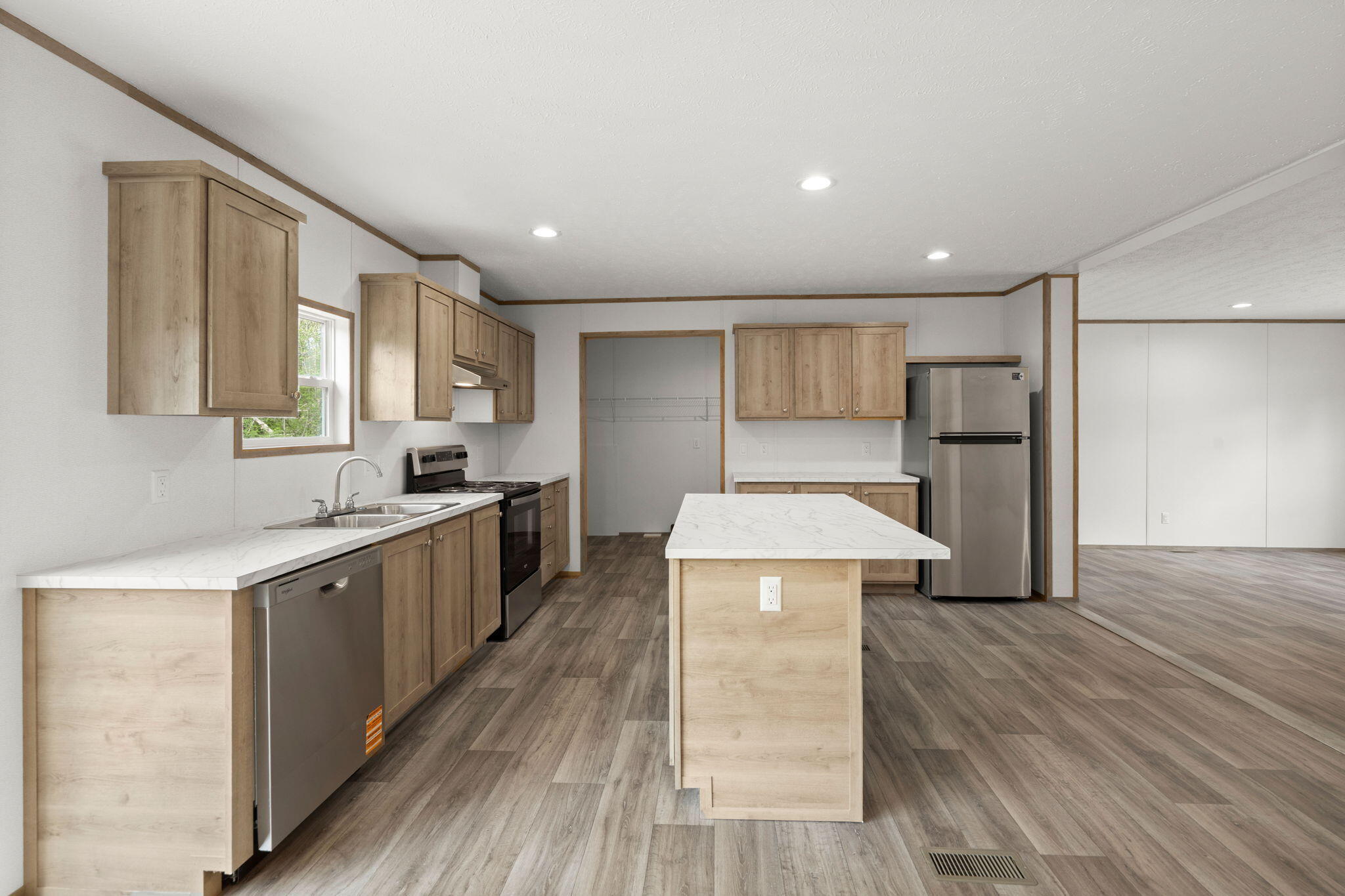 8996 Old State Road Holly Hill, SC 29059 - Photo 9 of 27 9