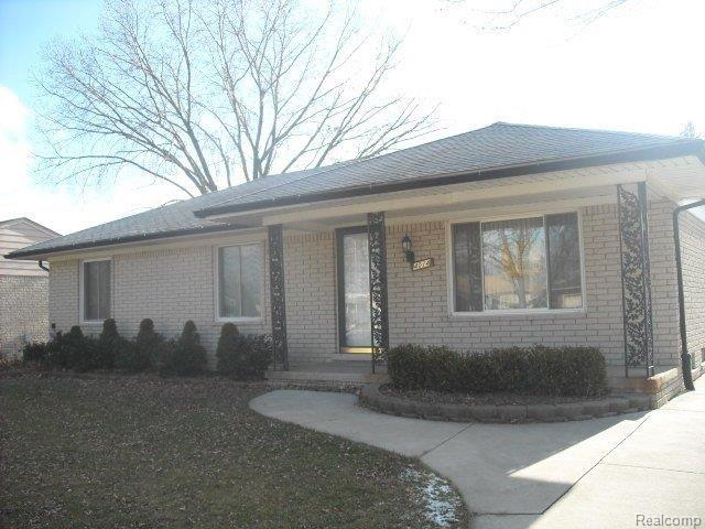 4014 Devonshire Street Sterling Heights, MI 48310 - Photo 1 of 14 DSCN6484