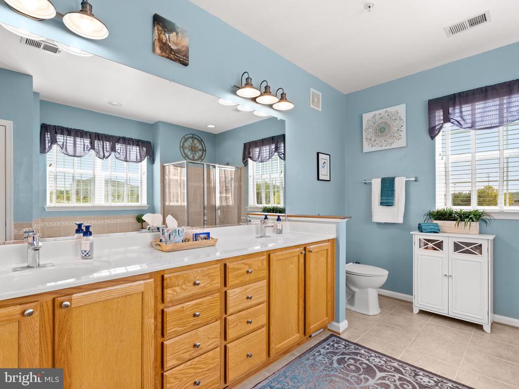 8600 Roaming Ridge Way, Unit 302 Odenton, MD 21113 - Photo 27 of 77 Master Bath