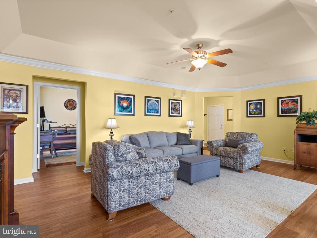 8600 Roaming Ridge Way, Unit 302 Odenton, MD 21113 - Photo 9 of 77 Living Room
