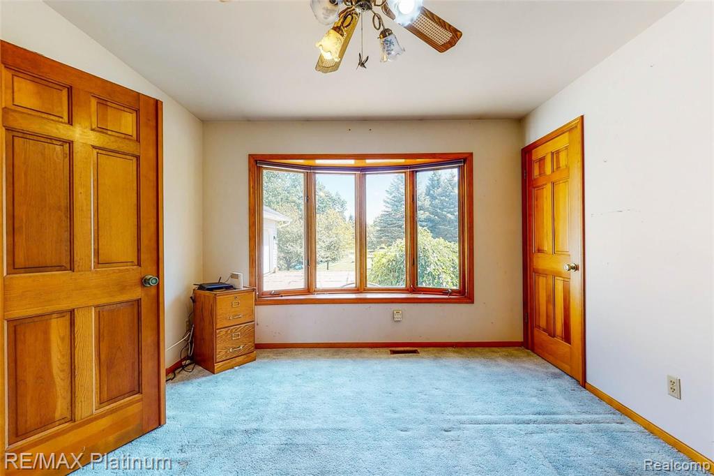 7498 Silver Lake Road Linden, MI 48451 - Photo 26 of 59