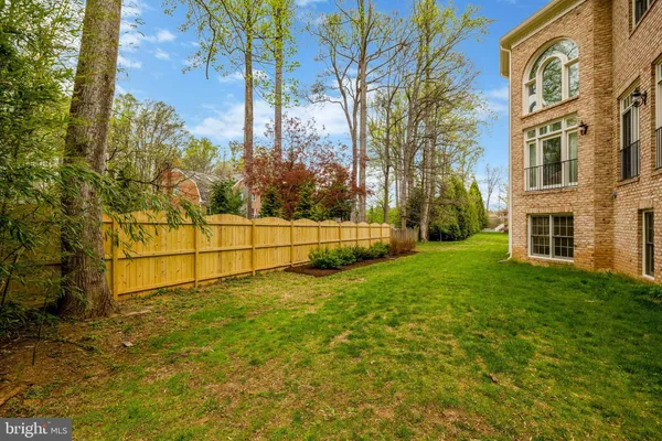 $3,200,000 | 1204 Hunters Grove Court, McLean, VA 22102