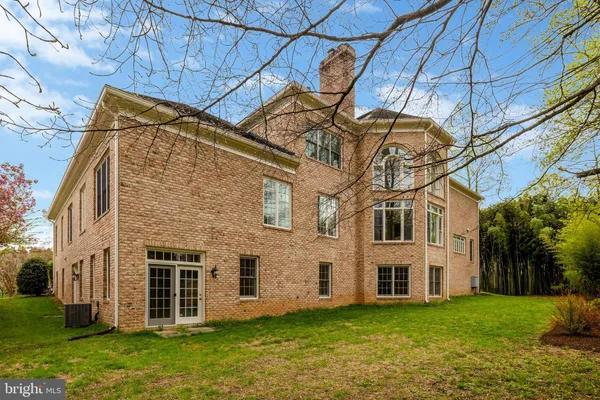 $3,200,000 | 1204 Hunters Grove Court, McLean, VA 22102