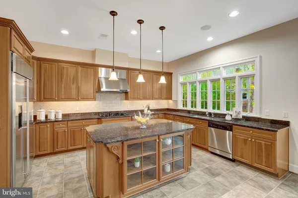 $3,200,000 | 1204 Hunters Grove Court, McLean, VA 22102