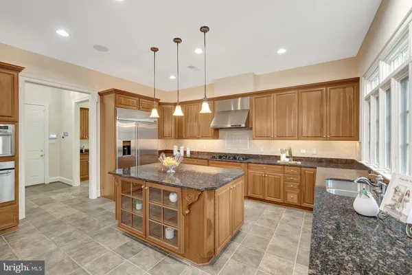$3,200,000 | 1204 Hunters Grove Court, McLean, VA 22102