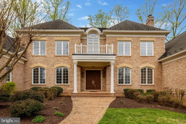 $3,200,000 | 1204 Hunters Grove Court, McLean, VA 22102