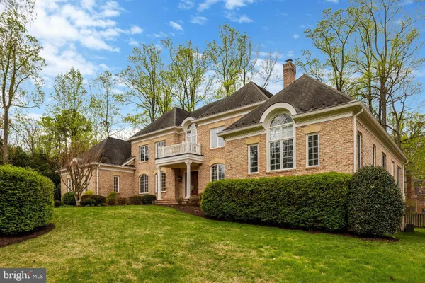 $3,200,000 | 1204 Hunters Grove Court, McLean, VA 22102