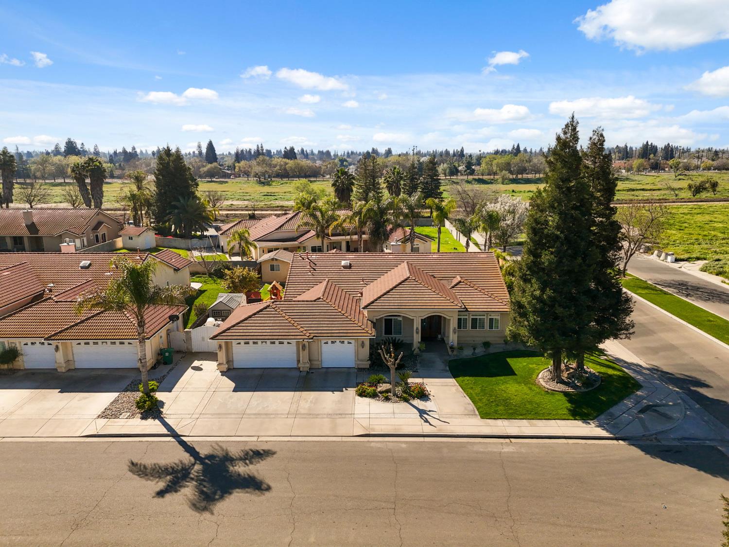 3296 Hollow Avenue Madera, CA 93637 - Photo 43 of 45 a view of a city