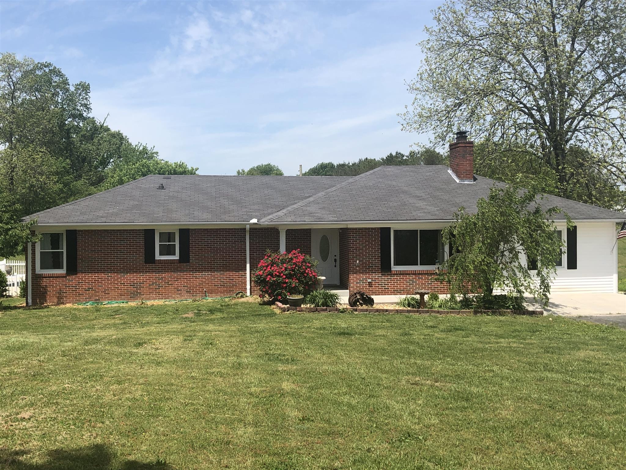 311 Blue Creek Road Tullahoma, TN 37388 - Photo 2 of 29 Gallery Image 2