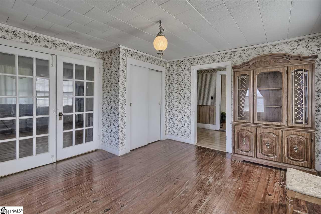 1111 State Rd S-30-40 Gray Court, SC 29645 - Photo 6 of 34 Gallery Image 6