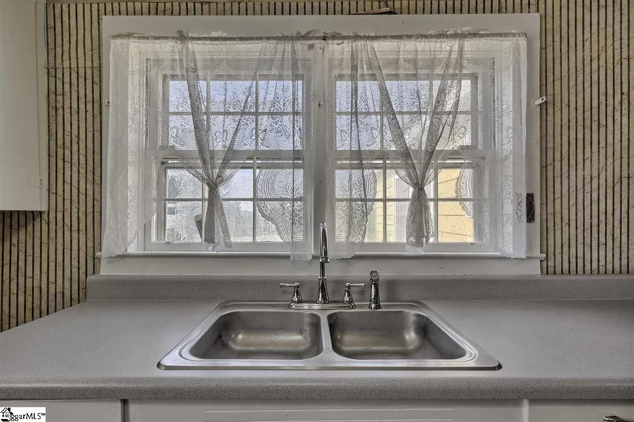 1111 State Rd S-30-40 Gray Court, SC 29645 - Photo 10 of 34 Gallery Image 10