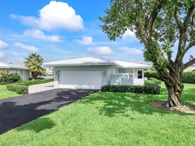 $1,988,000 | 1431 South Ocean Boulevard, Unit 17, Lauderdale-by-the-Sea, FL 33062