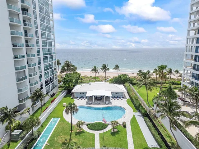 $1,988,000 | 1431 South Ocean Boulevard, Unit 17, Lauderdale-by-the-Sea, FL 33062