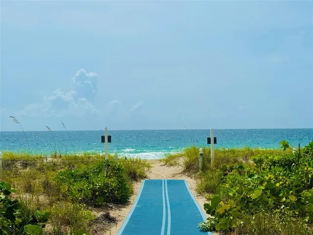 $1,988,000 | 1431 South Ocean Boulevard, Unit 17, Lauderdale-by-the-Sea, FL 33062