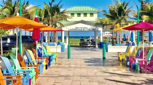 $1,988,000 | 1431 South Ocean Boulevard, Unit 17, Lauderdale-by-the-Sea, FL 33062