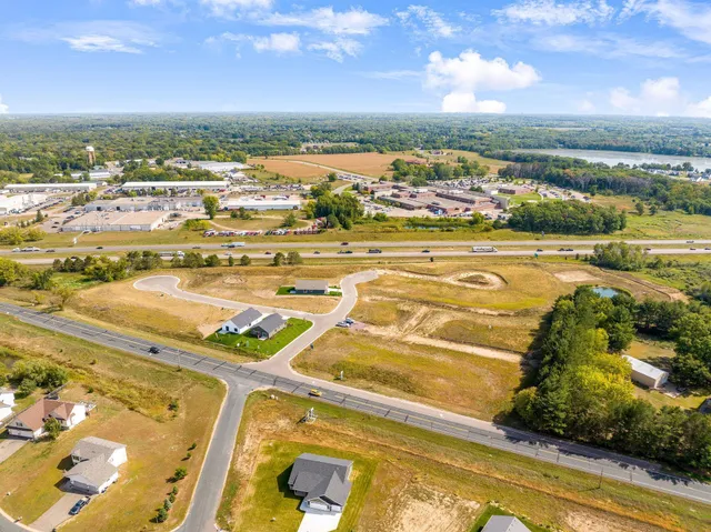 $400,000 | 31706 Madison Road, Lindstrom, MN 55045