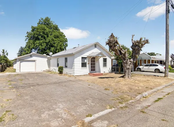 $309,000 | 2863 Oleander Avenue, Merced, CA 95340